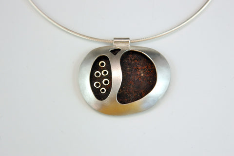 Beach Stone Necklace / missing good img /