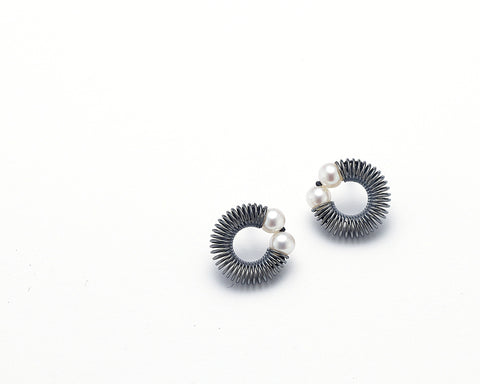 Post Earrings with 2.5mm Freshwater Pearls