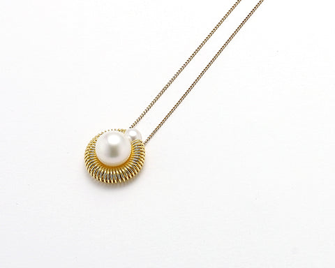 Oval Pendant with Freshwater Pearls