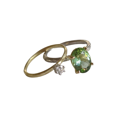 Pompei Ring with Hammered Gold Dome Top & Diamonds
