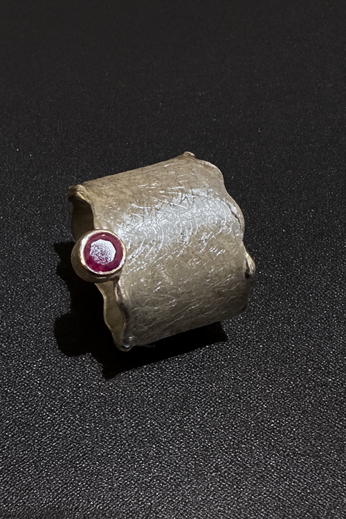 Ruby ring, silver and 14k gold