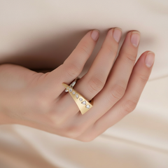 Modern Diamond Ring
