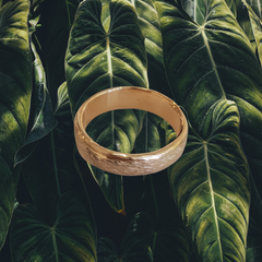 10k Gold Woodgrain Pattern Wedding Band