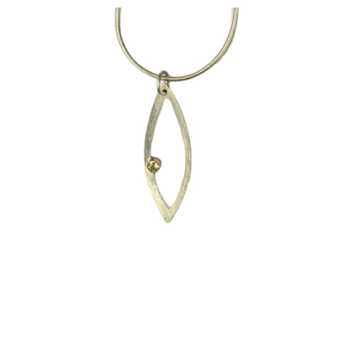 Silver Ellipse Necklace with 14K Gold Bezel & Peridot – 18