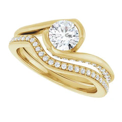 Round Engagement Ring Mounting in 18K Gold