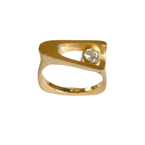 Kite Shape Salt and Pepper Solitaire Diamond Band with Matte Finish