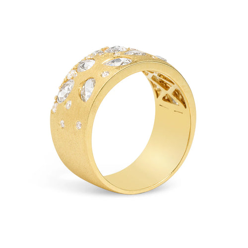 Rose Cut Diamond Confetti Cigar Band in Yellow Gold