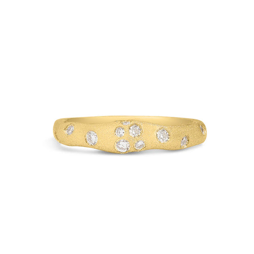 Diamond Confetti Artisan Band in Yellow Gold