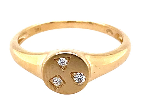 14k Gold Cushion Cut Peridot with Diamond Accent Ring