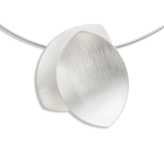 Satin Twin Leaf Necklace