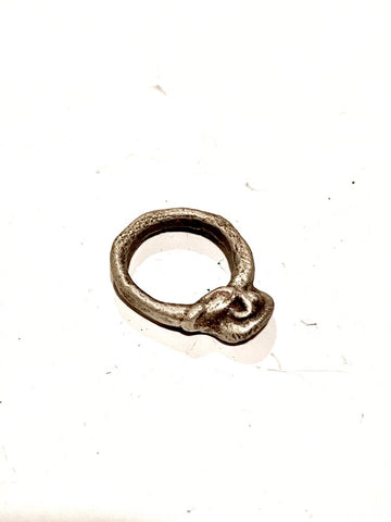 Sculptural Ring with steel setting