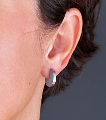 Itten2 Concrete Studs