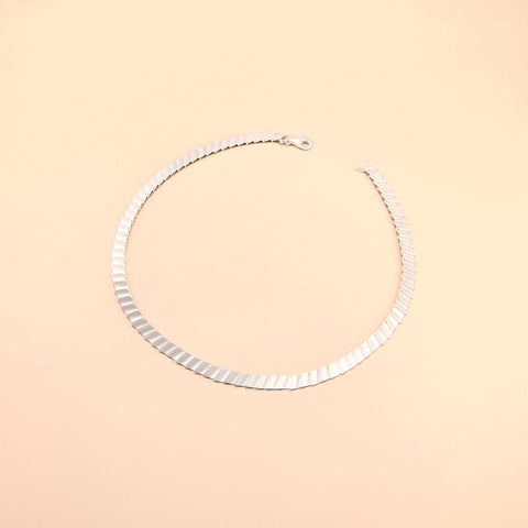 Line and Dot Silver Necklace