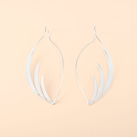 Oval Branch Cut-out Drop Earrings