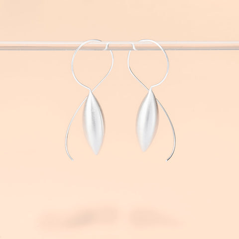 Asian Ivy Lace Long Wire Earrings