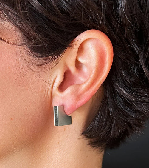 Otte2 Concrete Stud Earrings | Diamond Dust & Black Concrete