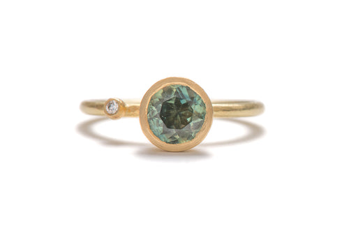 Teal Blue Australian Parti Sapphire on 18ct Yellow Gold Band with Accent Diamond