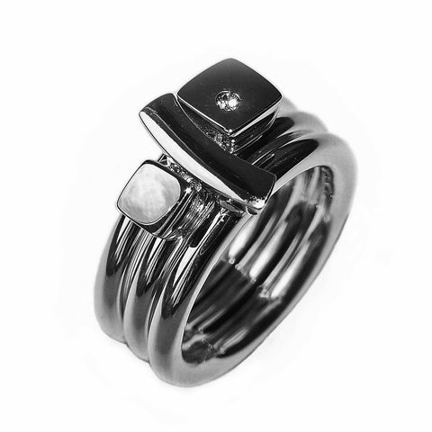 Sterling Silver with 14K Accent Antiqued Round Bezel Garnet Ring