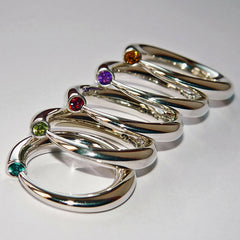 Tapering Silver Wiggly Ring with Blue Topaz