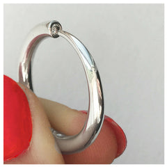 Narrow Tapering Silver Wiggly Ring with 3pt Diamond