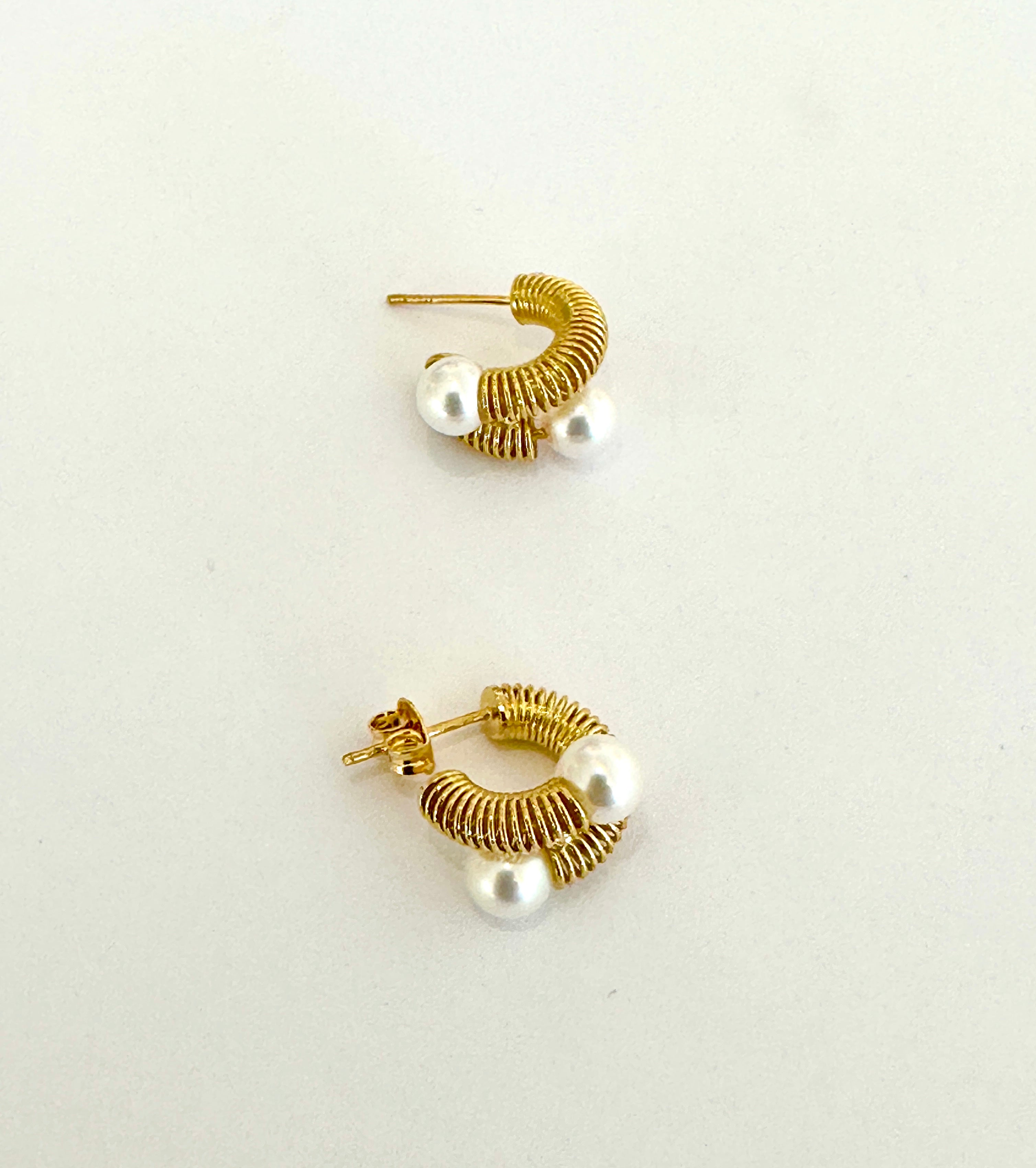 18K Yellow Gold Double-pearl Earrings