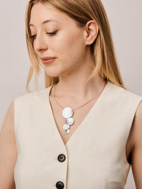 Sterling Silver Cascading Disc Pendant Necklace
