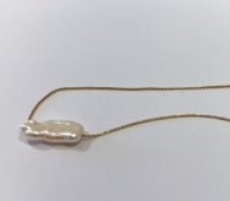 Keshi Meteor Necklace with Large Freshwater Pearl