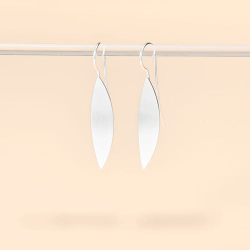 Simple Marquise Shape Leaf Wire Earrings