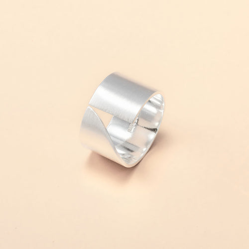 Minimalistic Design Silver Ring