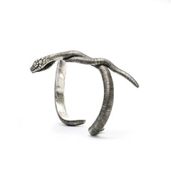 Serpentine Embrace 925 Sterling Silver Hand Bracelet