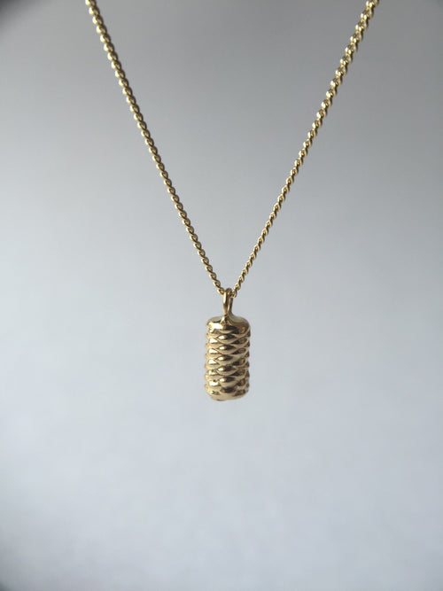 Small Knit Collection Necklace in 18k Yellow Gold