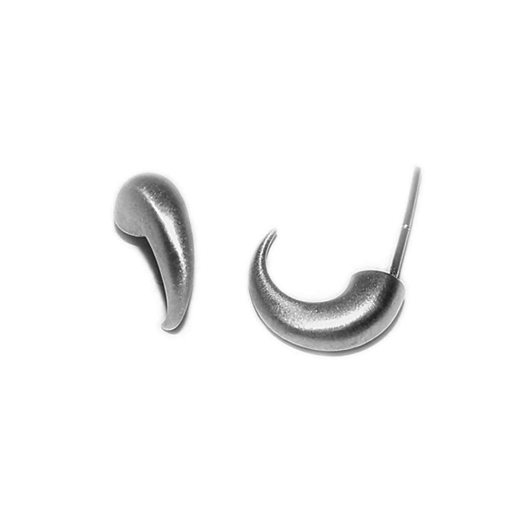 Silver wiggly hoop earrings