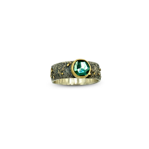 Aqua Tourmaline and Andalucite set in Gold on Gold Antiquity Band