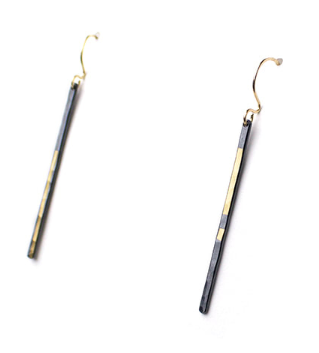 Black Gold Trilateral Earrings - Small
