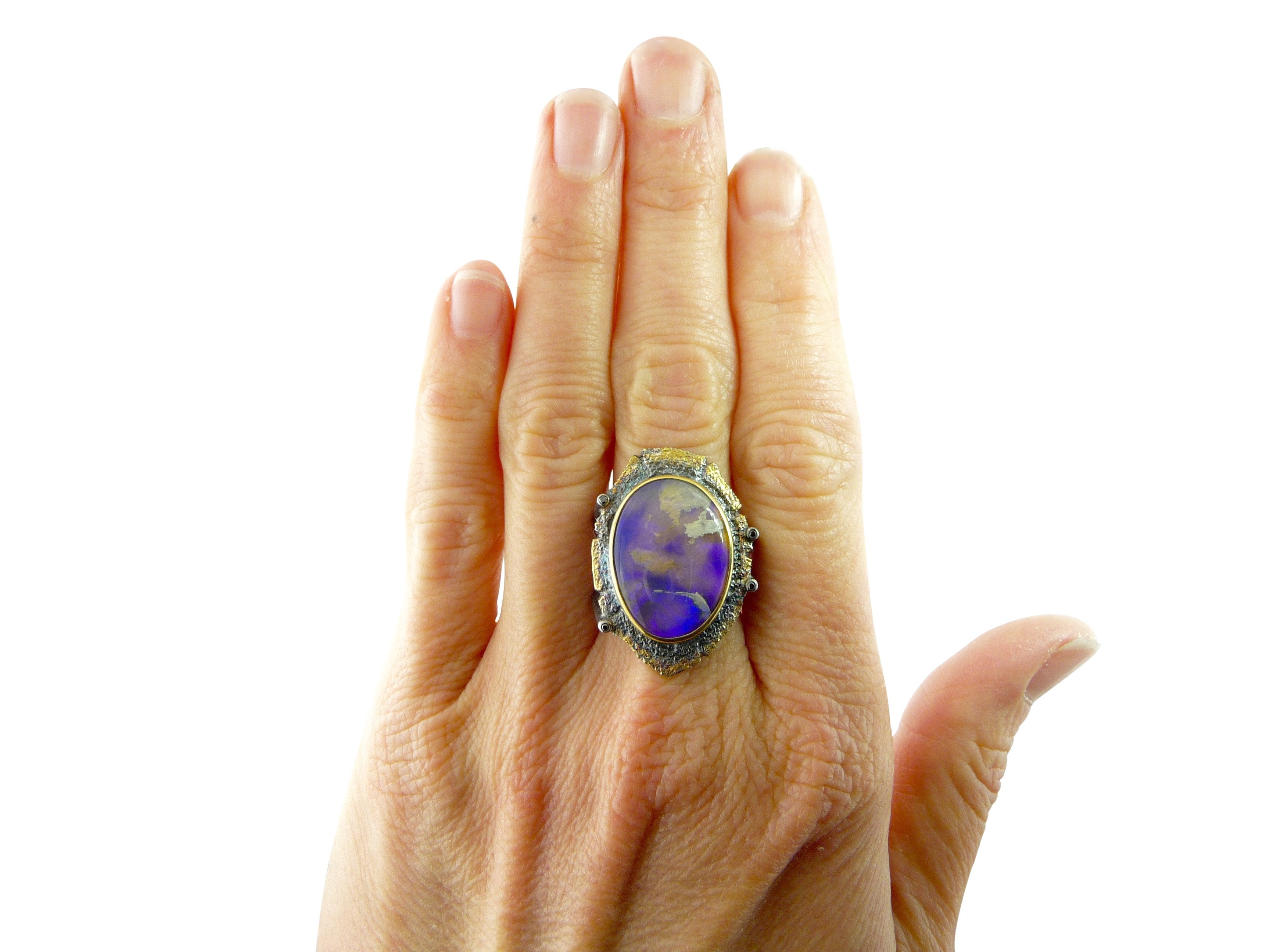 Shield Opal Gold Ring Hand