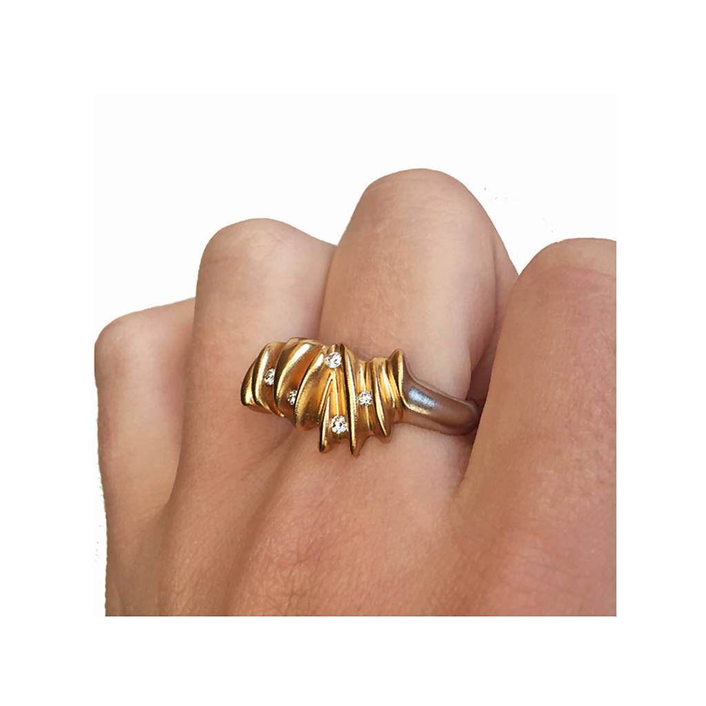 5 diamond sculptural silver shell ring with contrasting 22ct gold plating