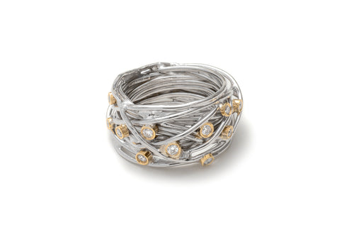 18kt White Gold Wrap Ring with 11 Brilliant Diamonds