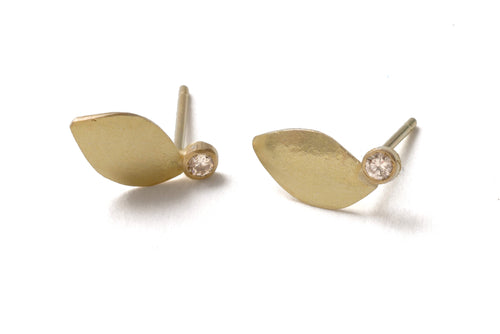 18k Gold Leaf Diamond Stud Earrings - Lireille