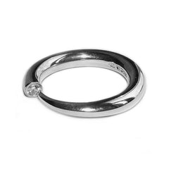 Tapering silver wiggly ring with 10pt diamond
