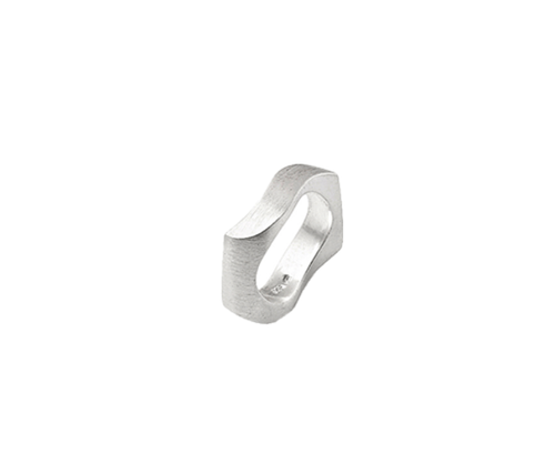 Wave Flat Square Ring